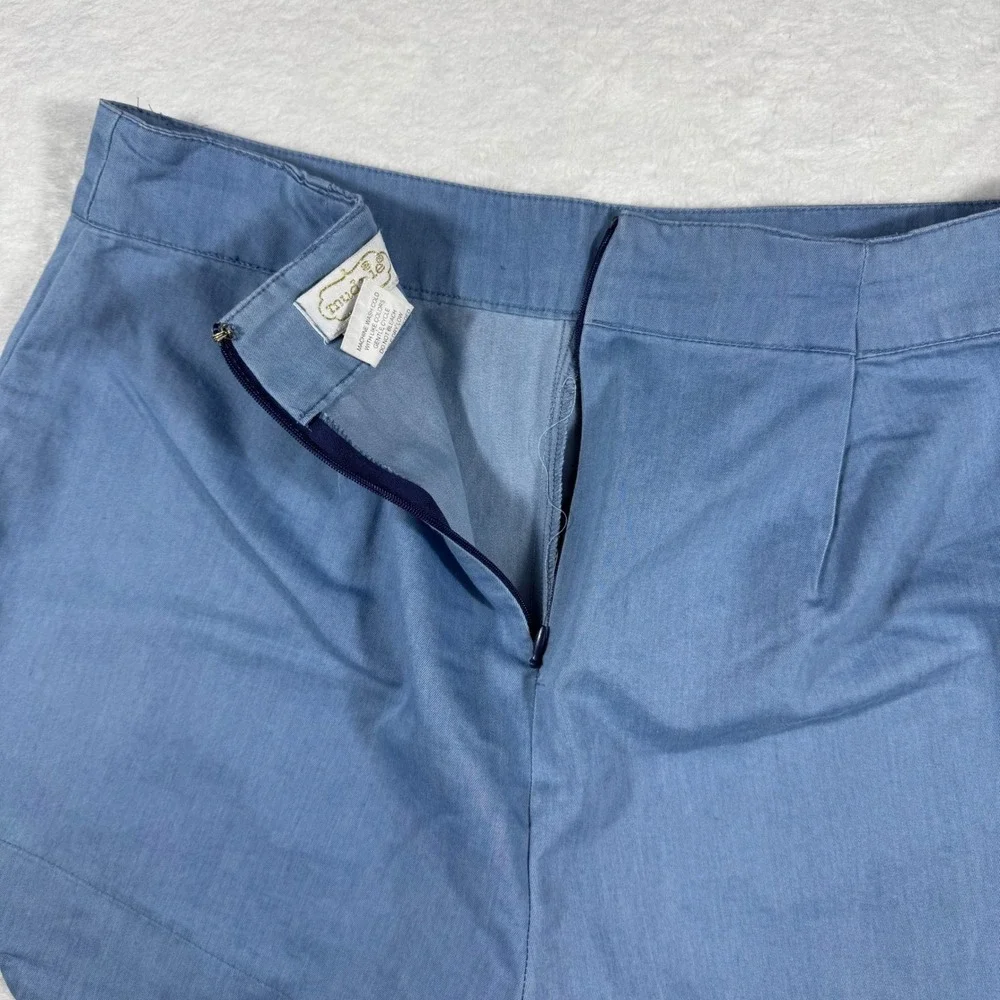 Mud Pie Womens Blue Scalloped Hem Chambray Shorts Size L Cotton Blend Flat Front